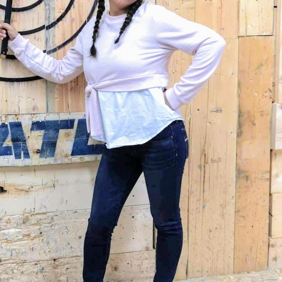 🎉SALE 2/$35🎉 - Picture 1 of 6